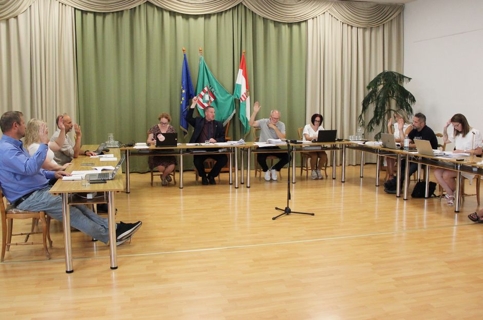 A nagy projektek előrehaladása is napirenden volt a képviselő-testület júliusi ülésén