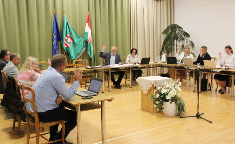 Az önkormányzat folyamatban lévő projektjeivel kapcsolatban is döntéseket hozott a testület – előzetes ütemtervek készültek